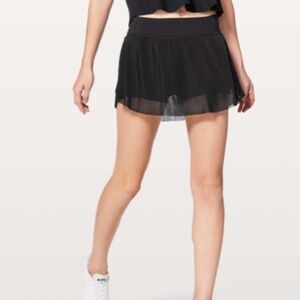 Lululemon just pleat it skirt